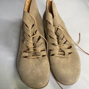 Think! Green Suede Cutout Sneakers 38
